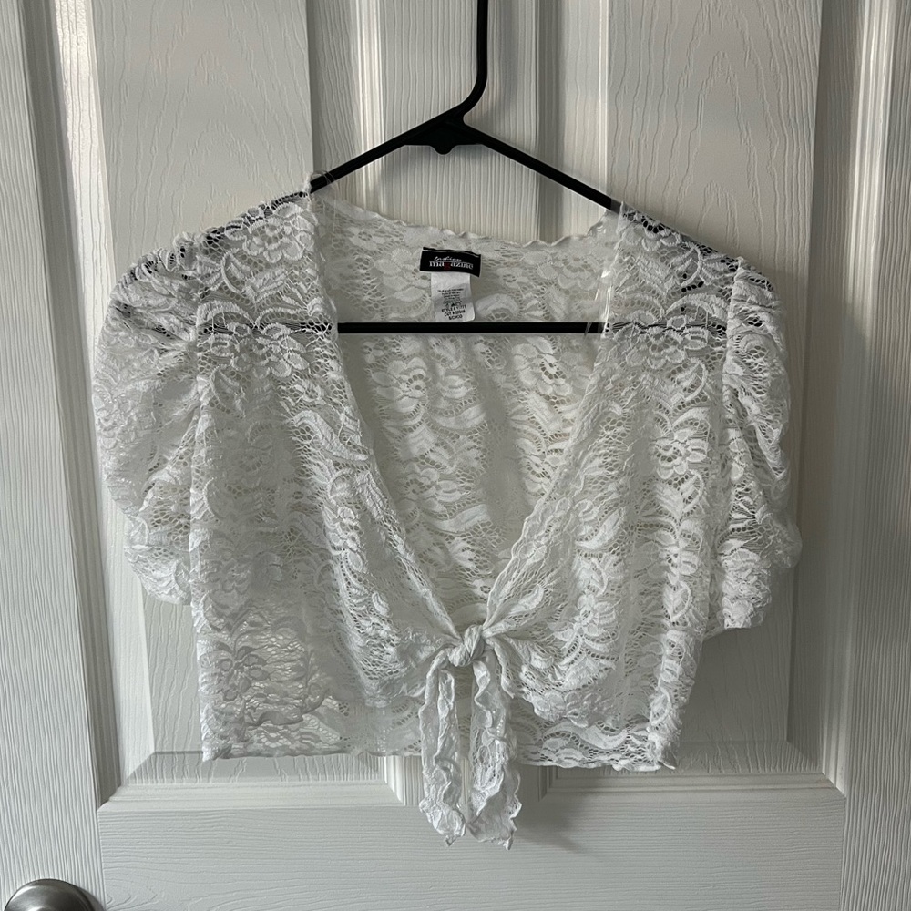 white lace cardigan/coverup